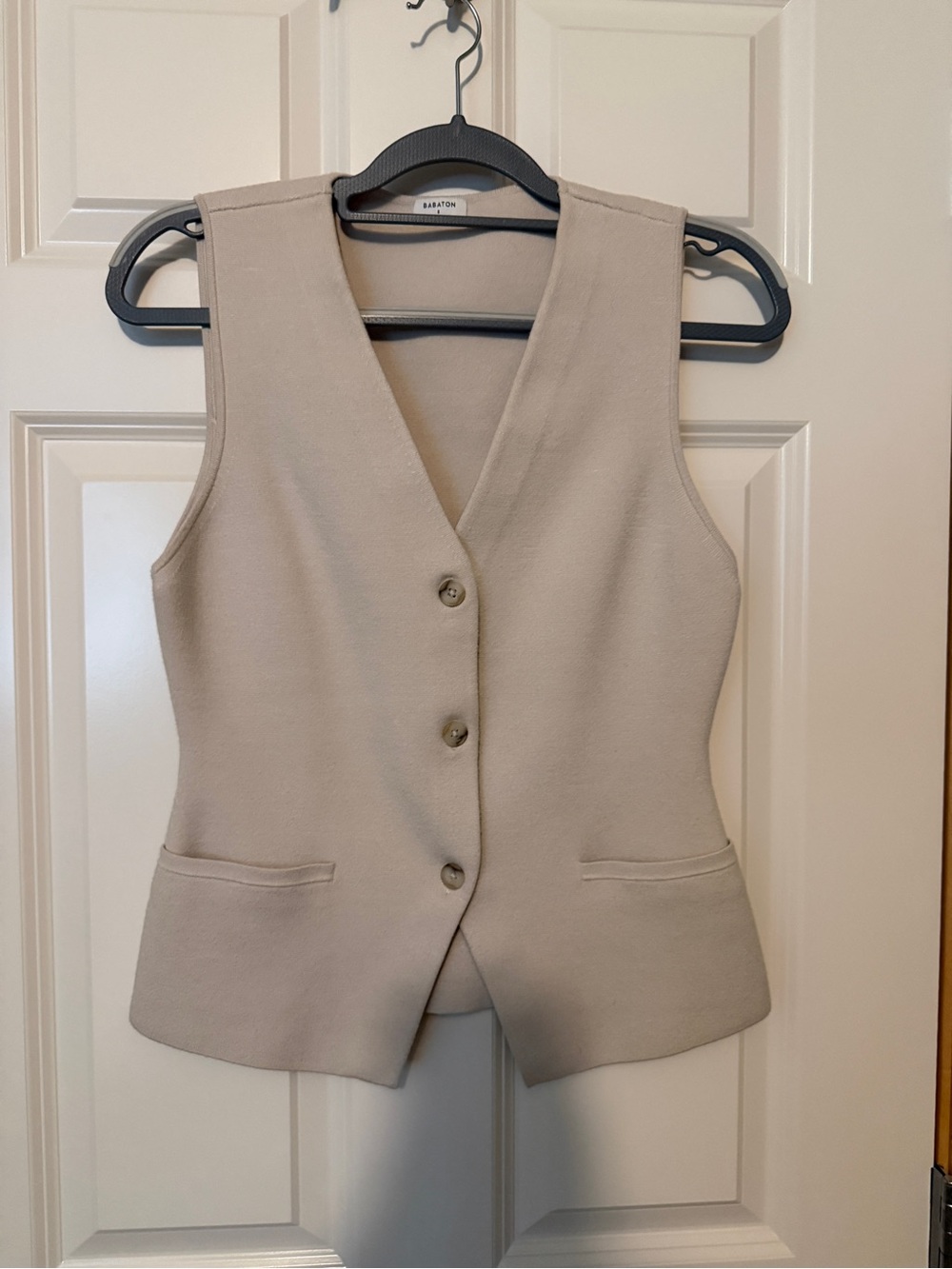Babaton Neutral Cream Button-Front Tailored Vest